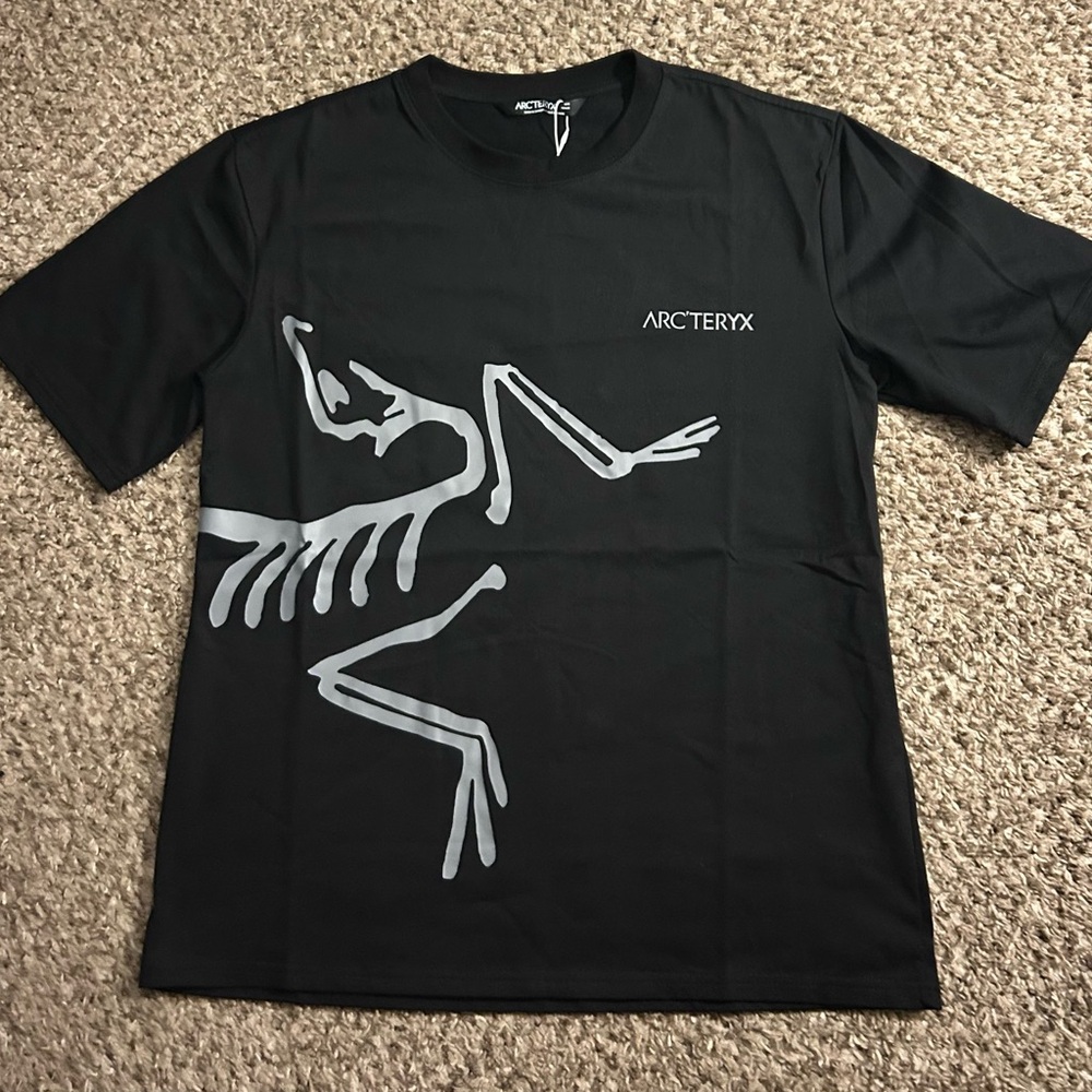 Arc’Teryx t-shirt
